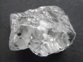 『珠宝新闻』莱索托王国 Letseng 矿区新发现一颗370ct钻石原石
