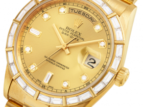 黄金镶钻石带日期显示劳力士抵押典当回收参考价格HK130,000 - 200,000